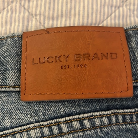 Lucky Brand Jeans size 14/32 90’s high rise straight. In very good condition - Picture 4 of 4